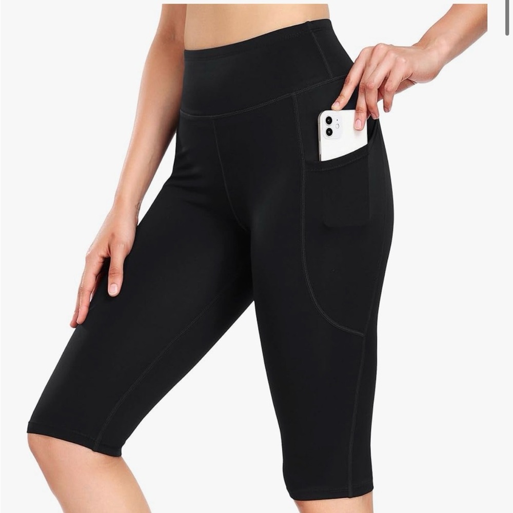 Black High-Waisted Biker Shorts with Pocket